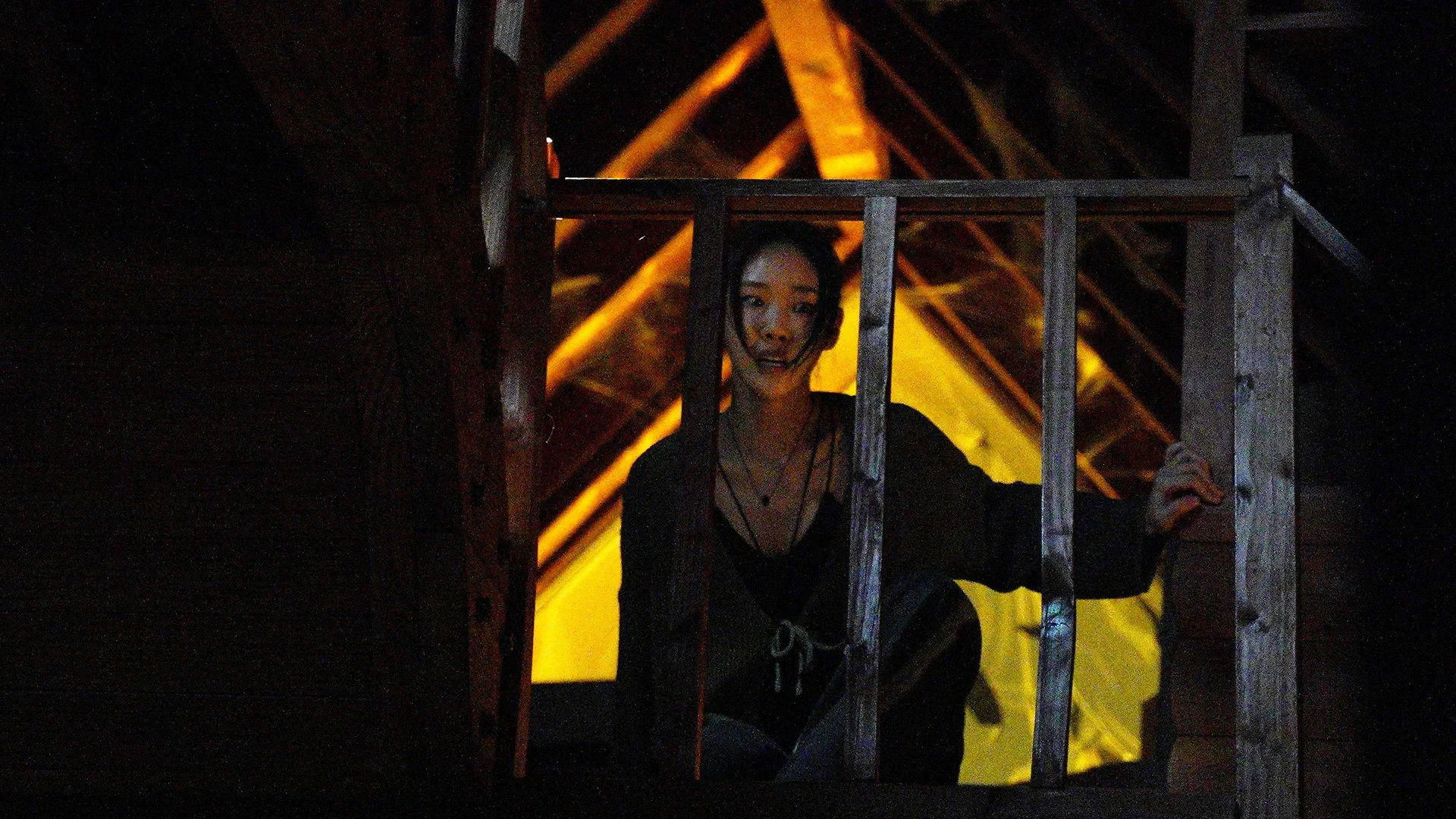 Bóng Ma Cõi Mạng (Horror Express)