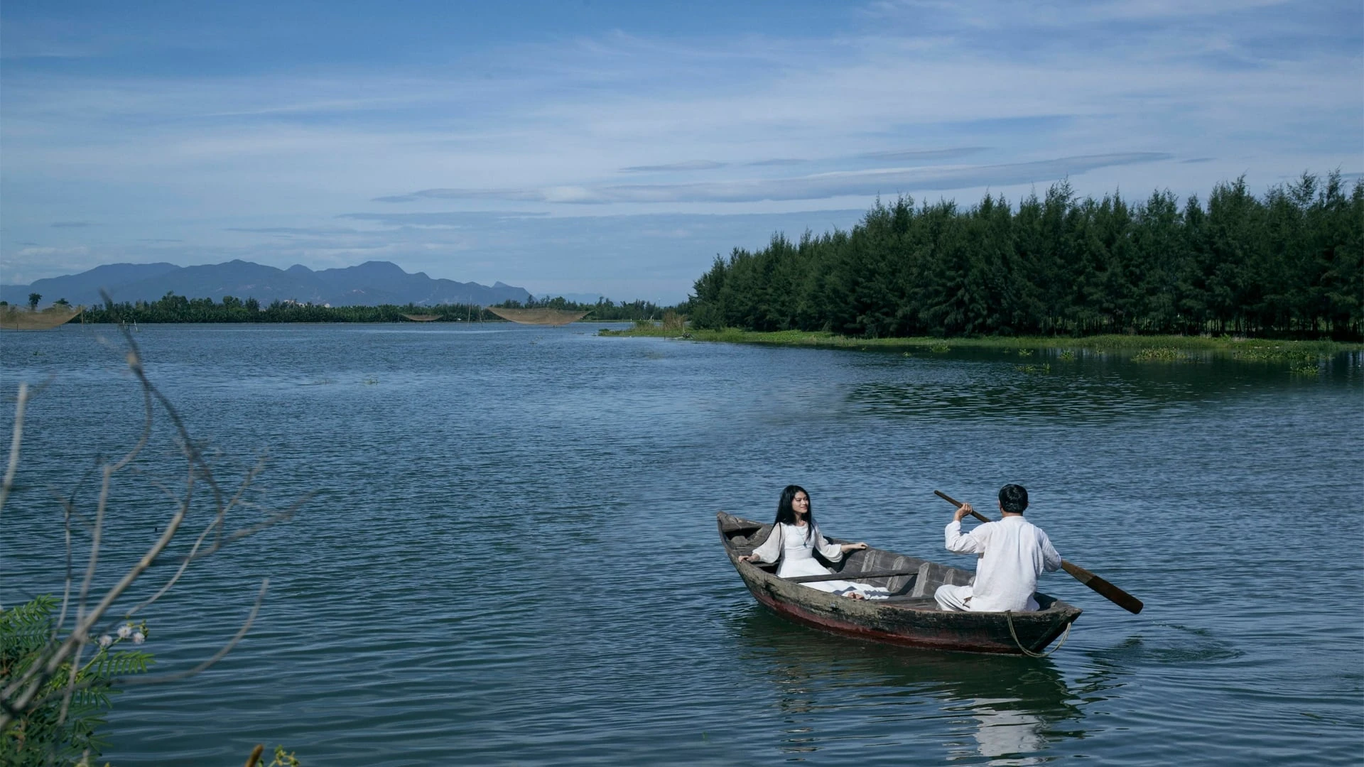 Đảo Của Dân Ngụ Cư (The Way Station)