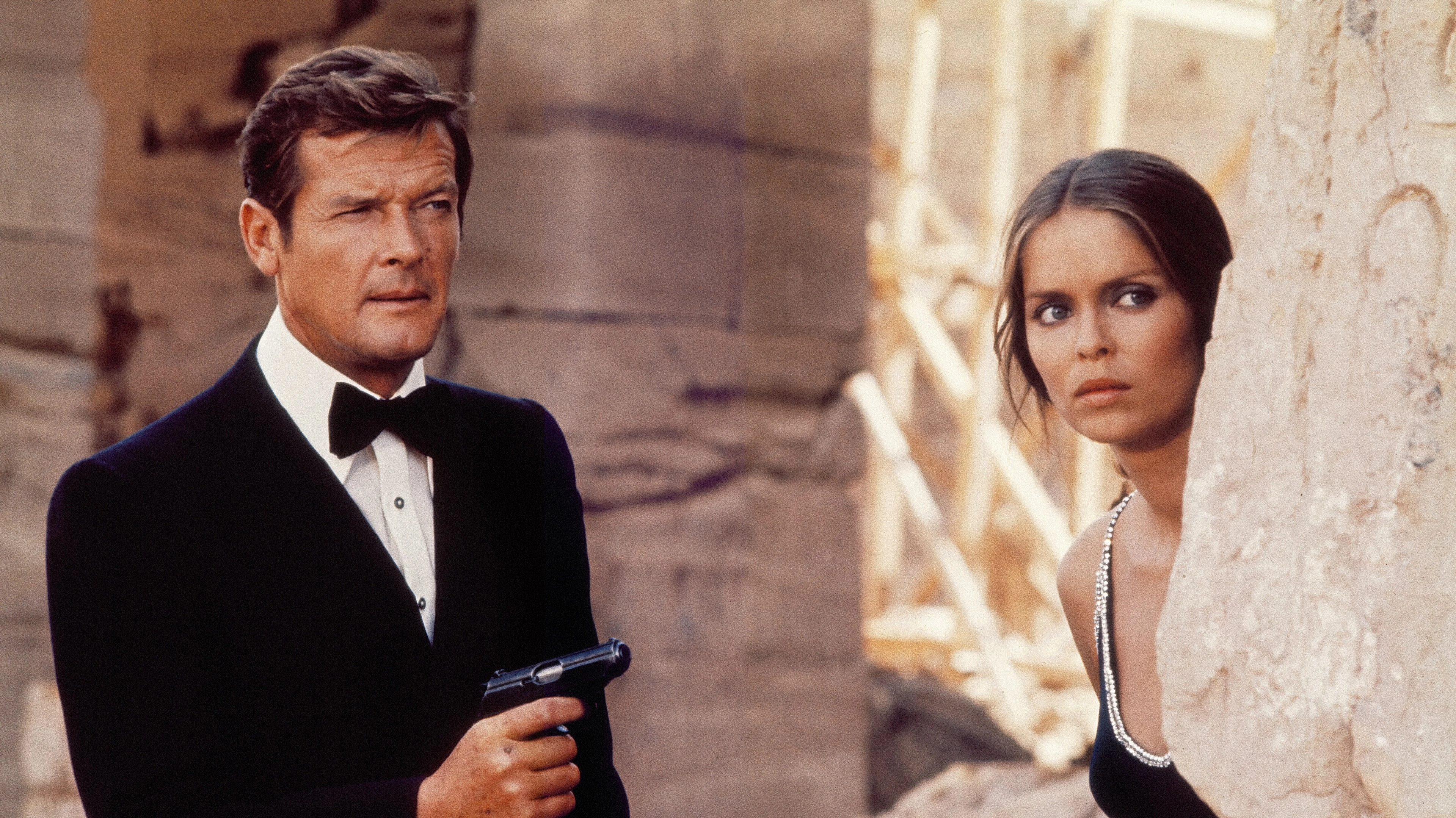 Điệp Viên 007: Điệp Viên Người Yêu Tôi (The Spy Who Loved Me)