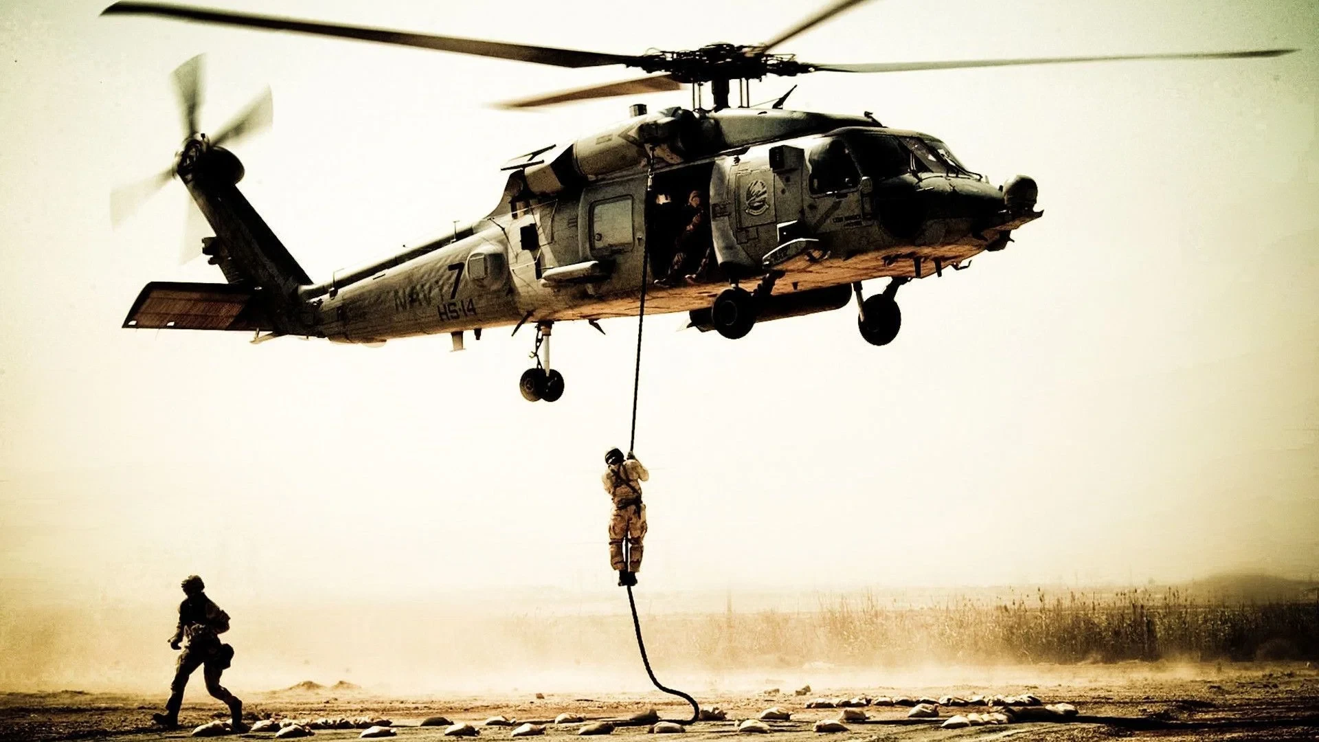 Diều Hâu Gãy Cánh (Black Hawk Down)