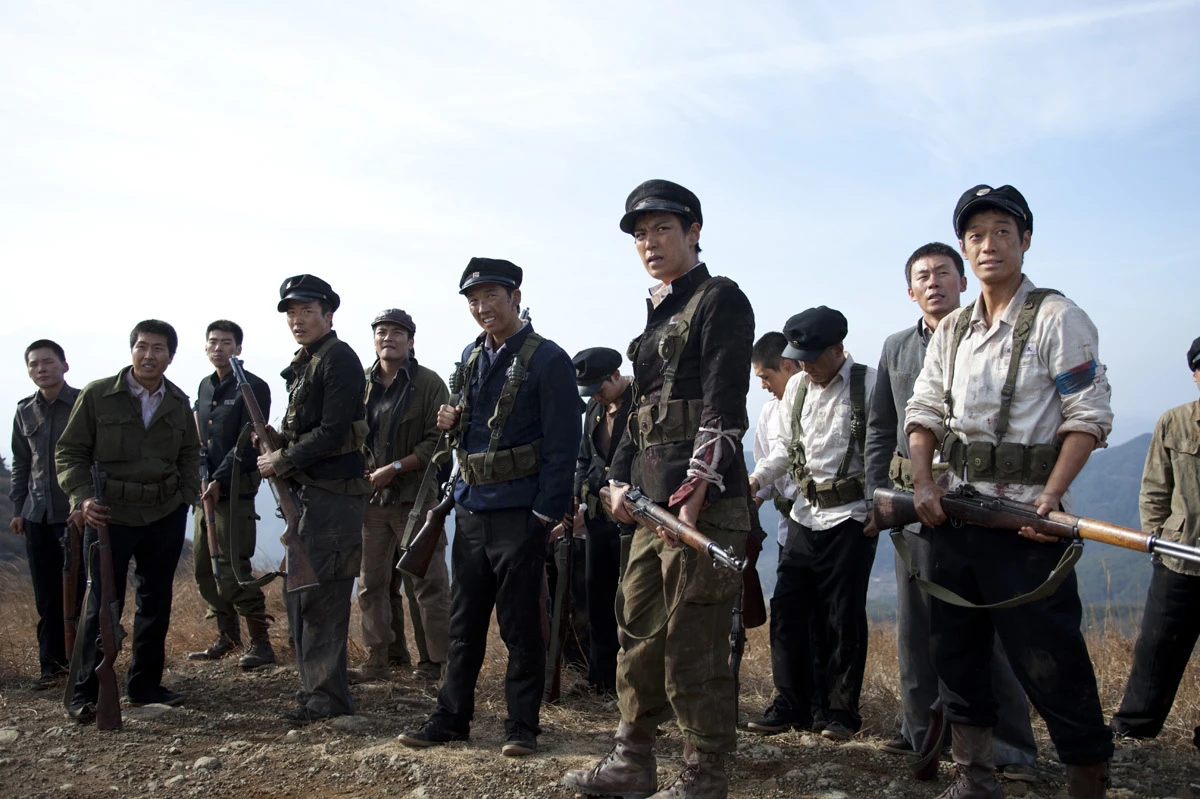 Giữa Làn Lửa Đạn (71: Into The Fire)