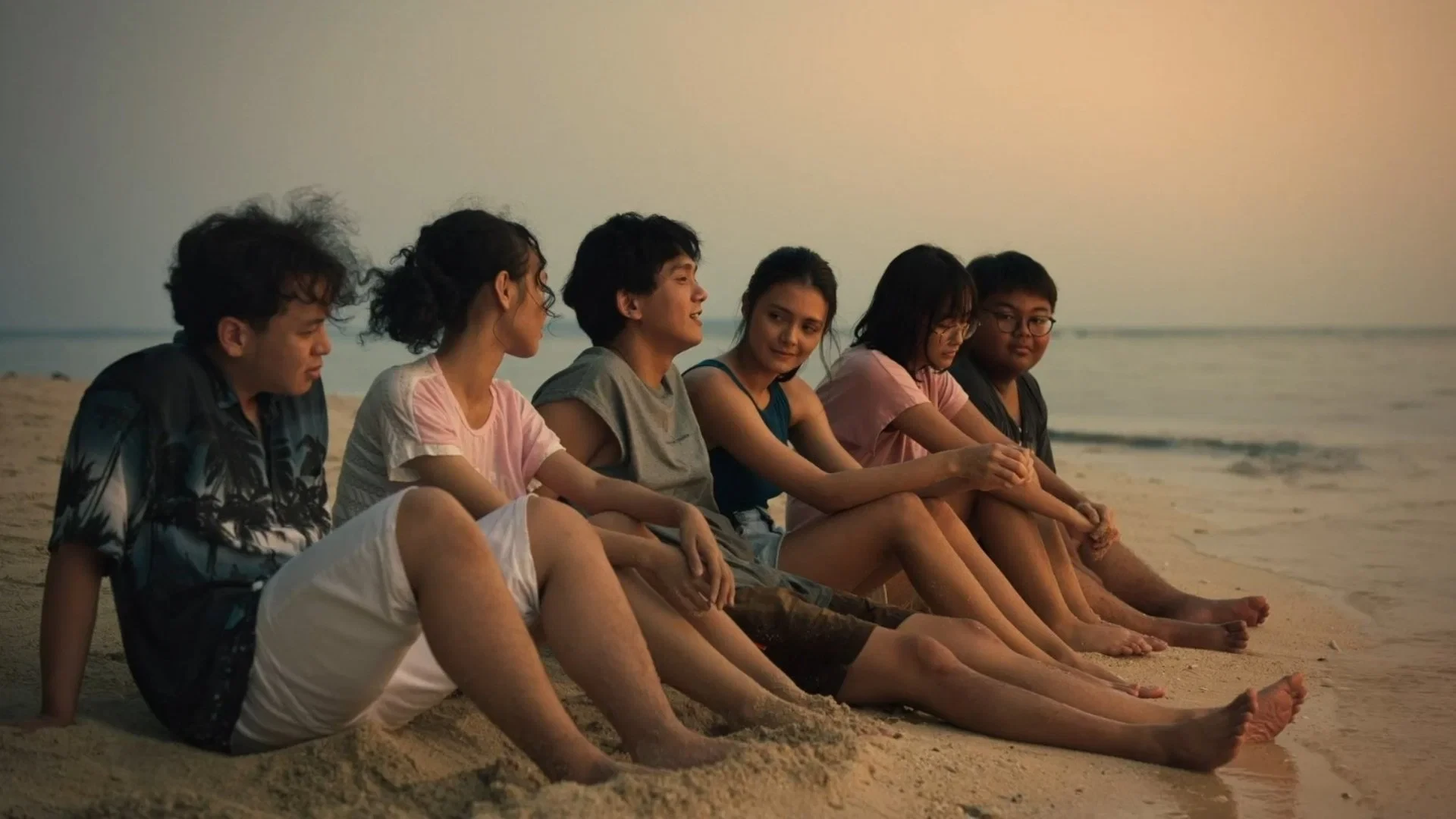 Một Anh Trai 7 Cháu (1 Kakak 7 Ponakan) (A Brother And 7 Siblings)
