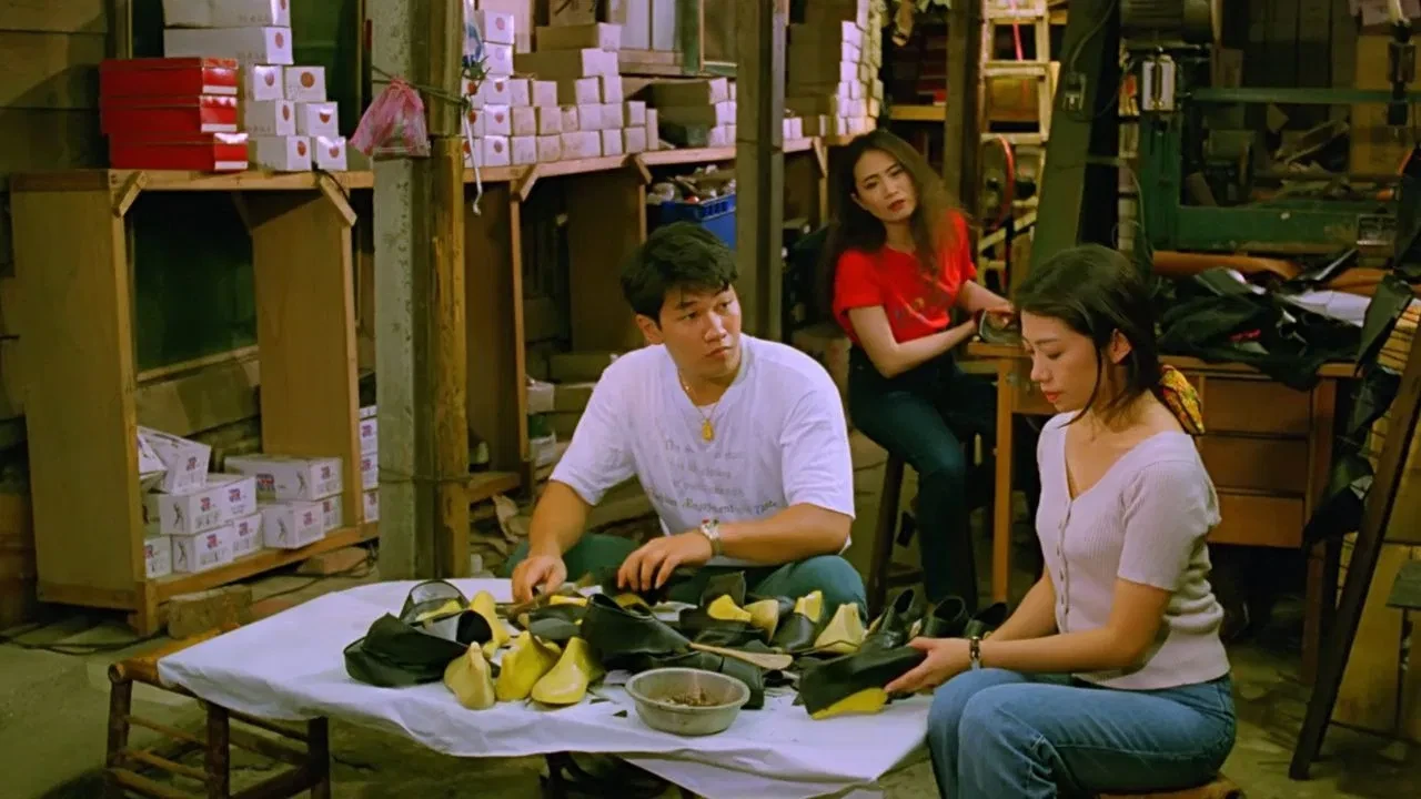 Những Đôi Giày Máu (Horrible High Heels)