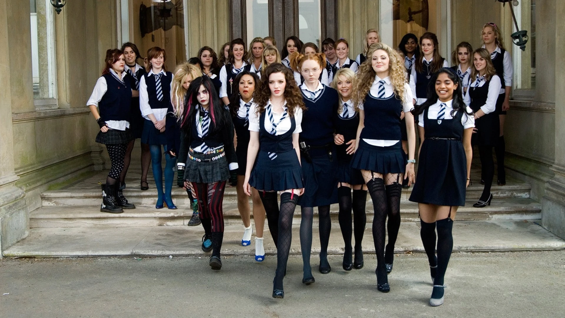 Nữ Sinh Siêu Quậy (St. Trinian's)