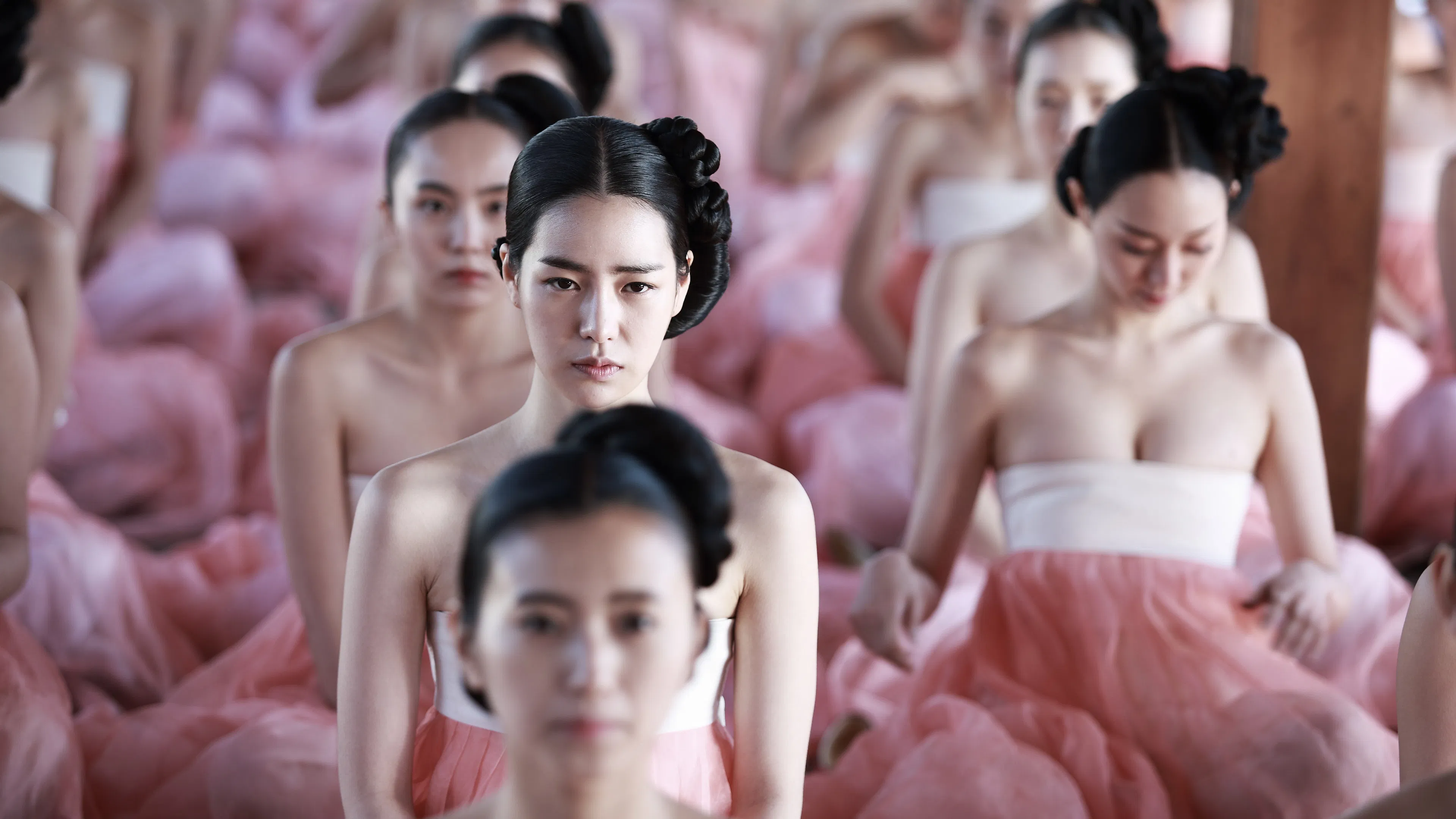 Vương Triều Dục Vọng (The Treacherous)